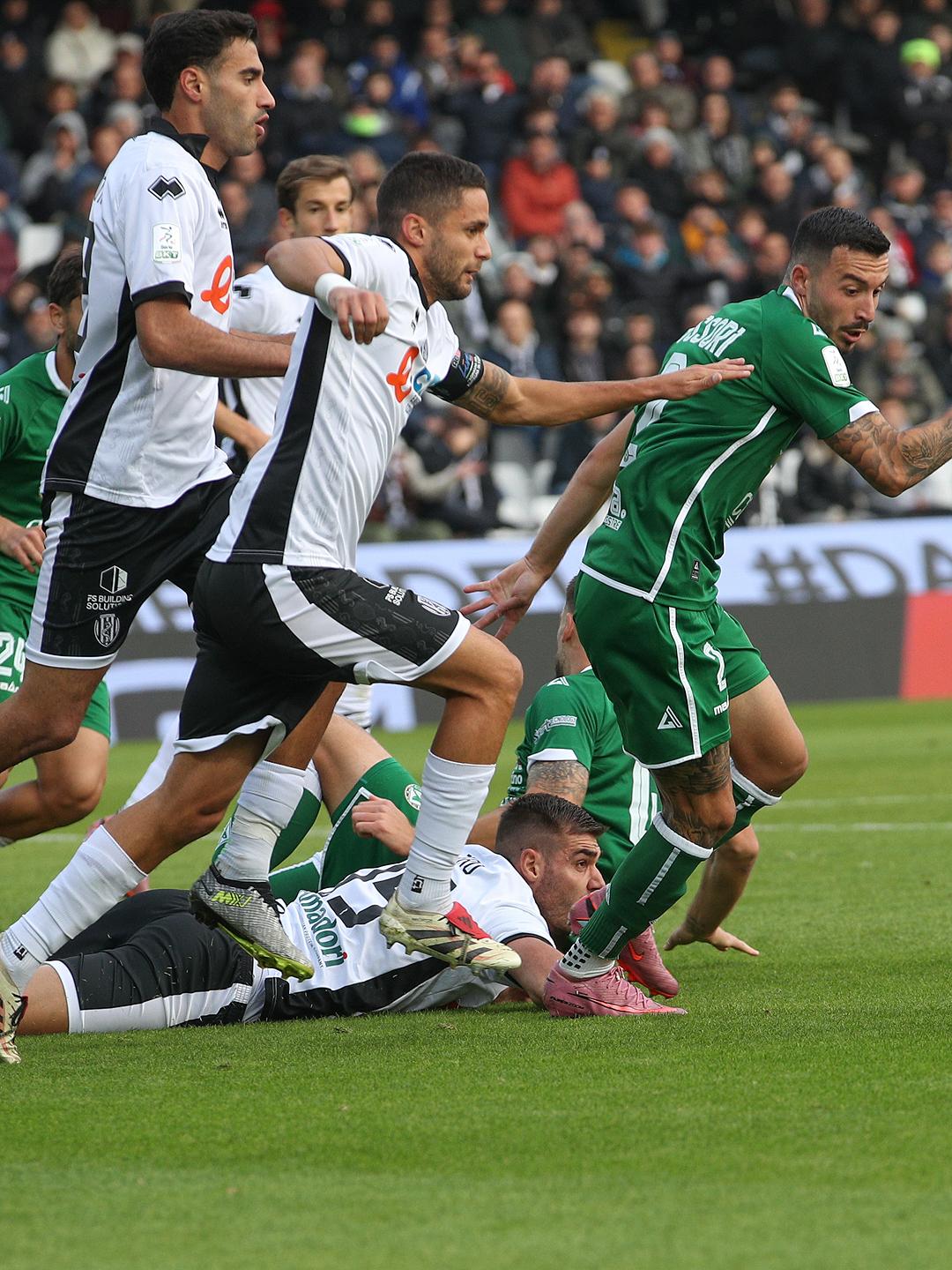 Cesena   Avellino giornata 12 serie BKT