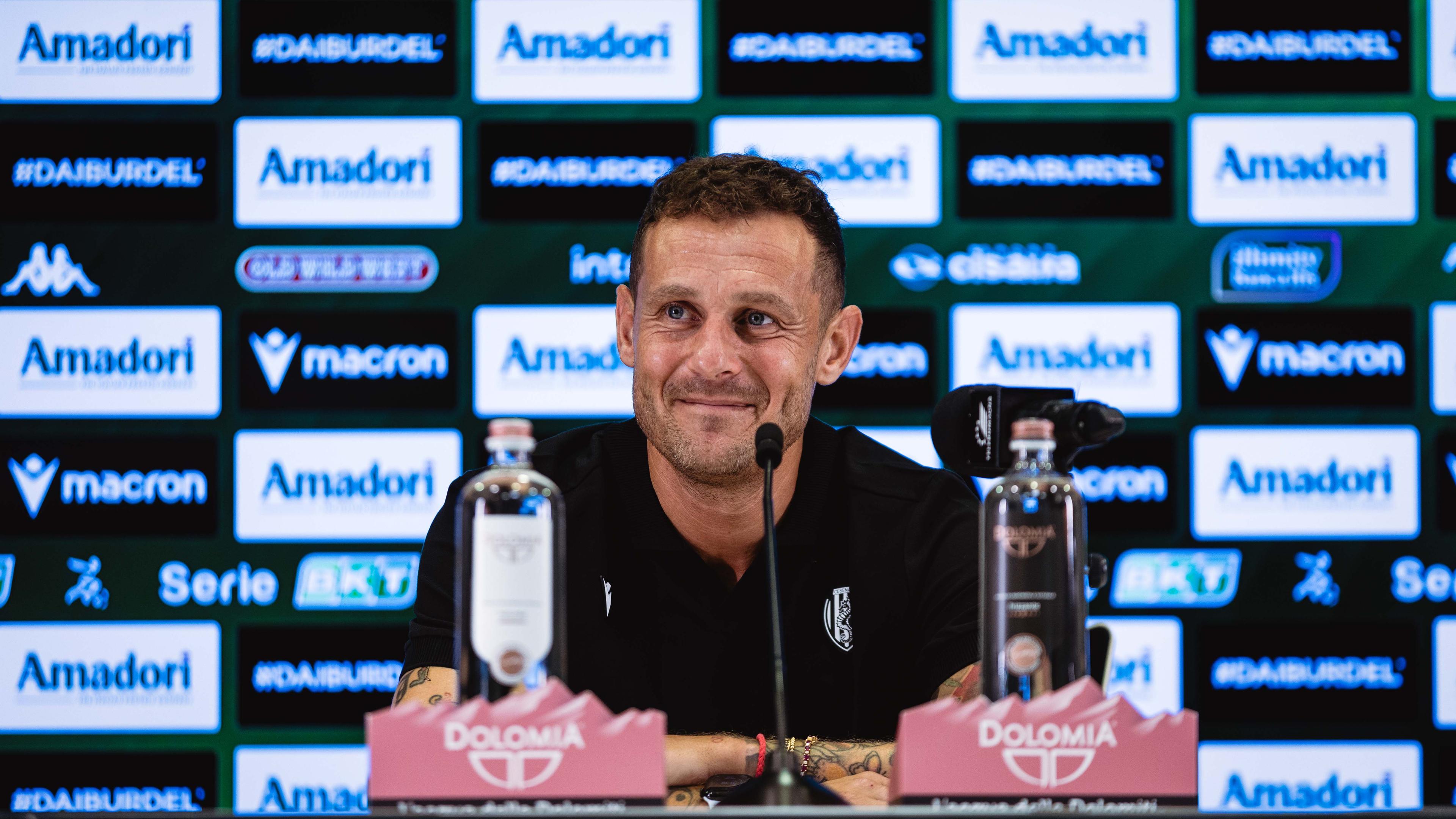 Mister Alessandro Diamanti in sala stampa alla vigilia di Cesena Mantova
